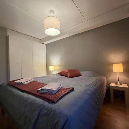 Peaceful Seaside - Sauna, Balcony, Wi-fi *