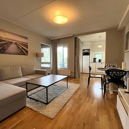 아파트 Peaceful Seaside - Sauna, Balcony, Wi-fi