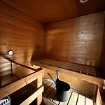 Apartment Peaceful Seaside - Sauna, Balcony, Wi-fi