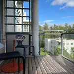 Peaceful Seaside - Sauna, Balcony, Wi-fi Apartment